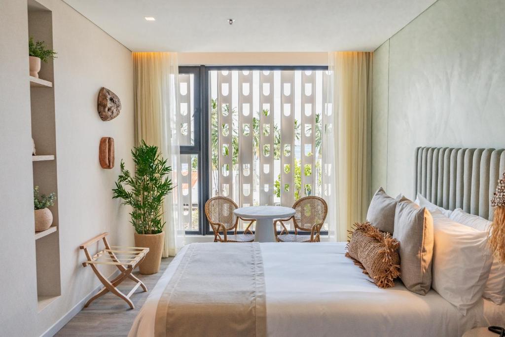 Nattivo Collection Beach View